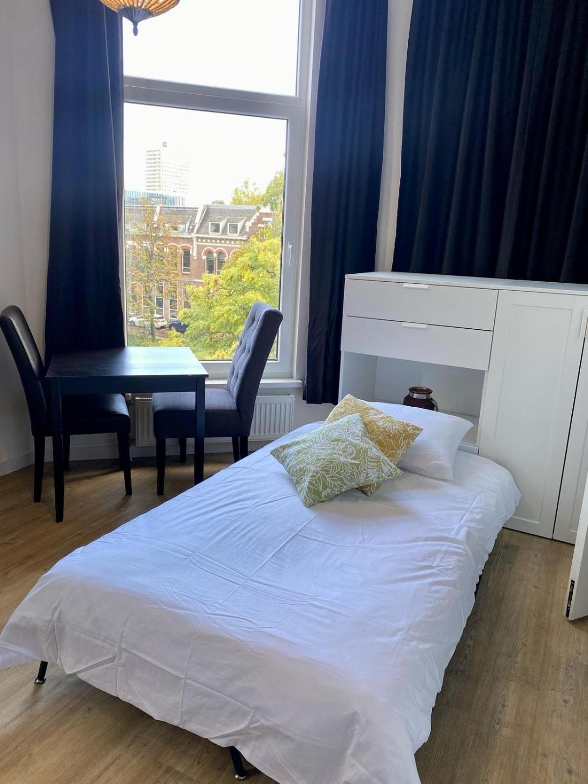 Rotterdam Inn Eksteriør billede